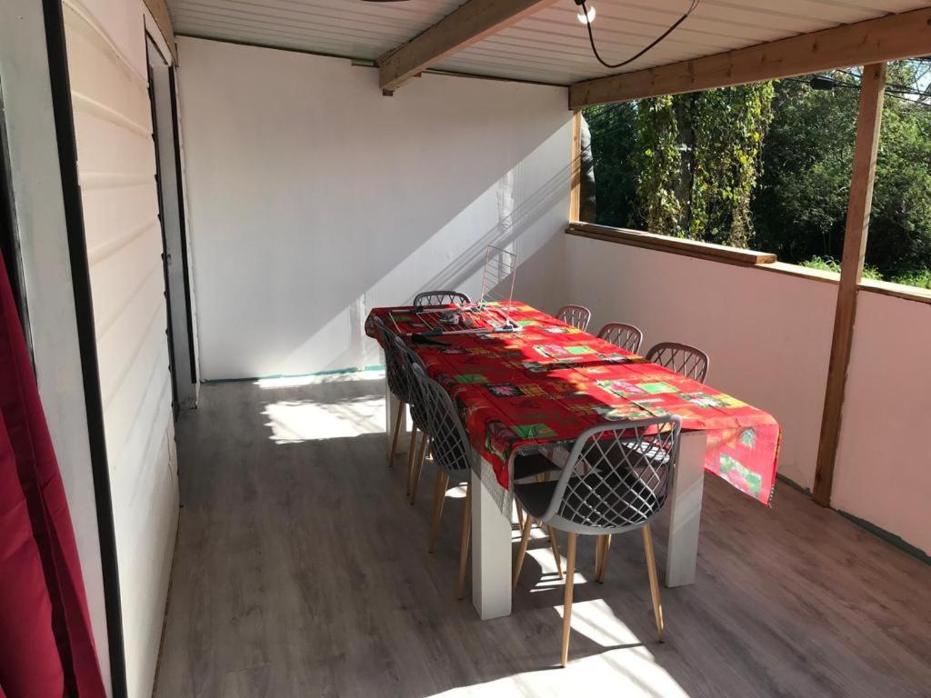 Ferienwohnung Le Flamboyant Avec Piscine Chauffee 30° Et Jacuzzi Saint-André Exterior foto